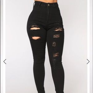 Fashion Nova Tris Skinny Jeans black
